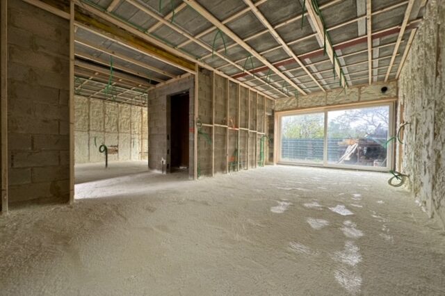 Application de mousse isolante, ISEO Projection